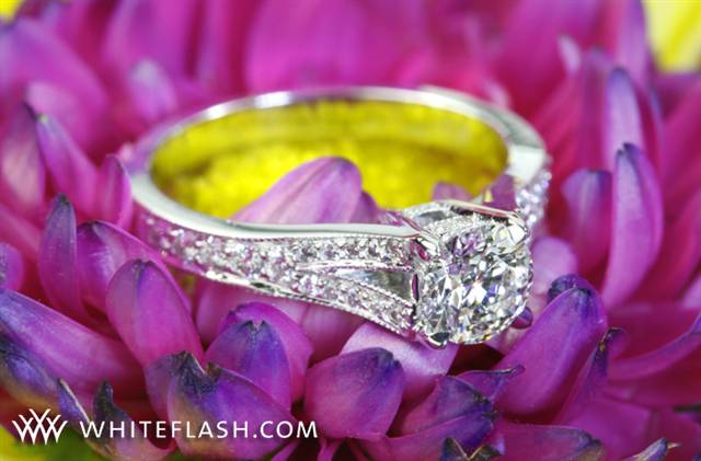 'Divisi' Diamond Engagement Ring
