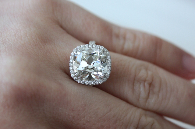 Engagement rings 5 carat