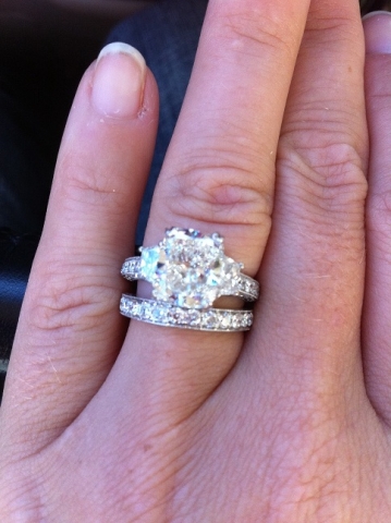 color in white gold vs. yellow gold? color in white gold vs. yellow gold?