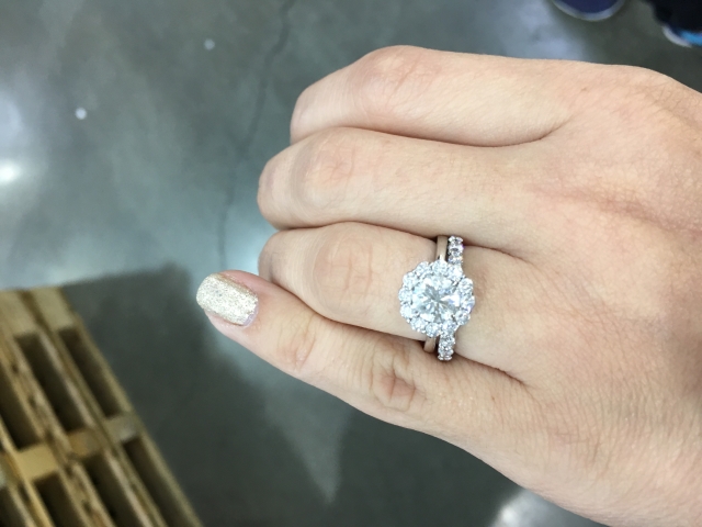 cosco oval diamond wedding ring set