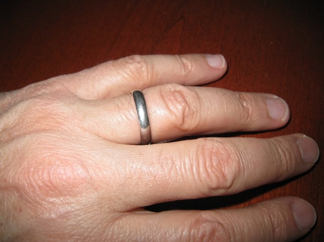 Mens wedding rings 3mm