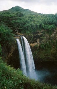 wailua_falls.jpg