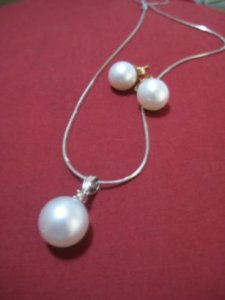 pearls 1.jpg