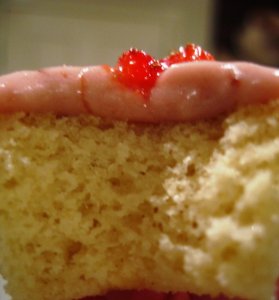 vanilla buttermilk cupcake perfect.jpg