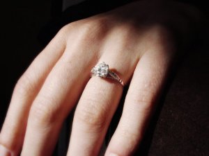 hz-ring04.jpg