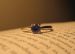 LaurelSapphRing16.JPG