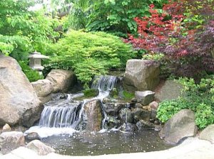 gardenfalls1.JPG