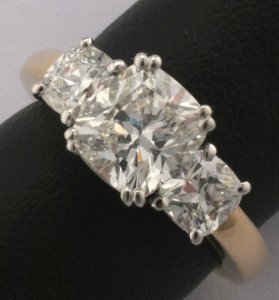 Design 1 three cushion ring a.jpg