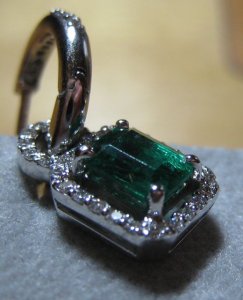 left-earring2.jpg