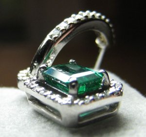 right-earring1.jpg