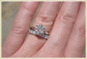 jenn55041.59caratroundbrillantsize4.75.jpg
