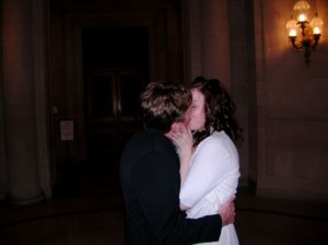 kissykiss.jpg