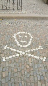 Kutna Hora Church of bones outside.JPG