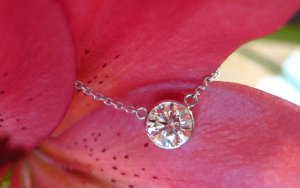flower pendant b.jpg