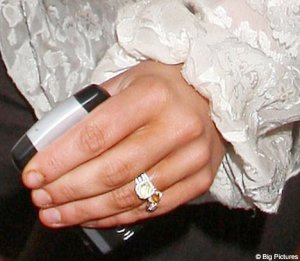 britneyringmaybe.jpg