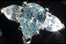 3 stone pear ring3.JPG