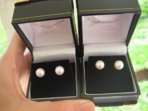 pearls1e.JPG