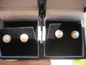 pearls1d.JPG