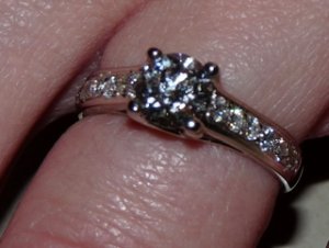 ring 001-2.jpg