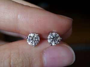 earringscomparison-1.jpg