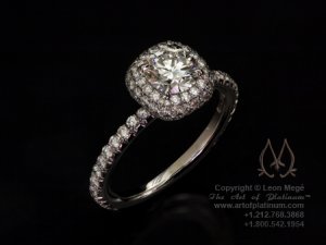 round w cushion halo.jpg
