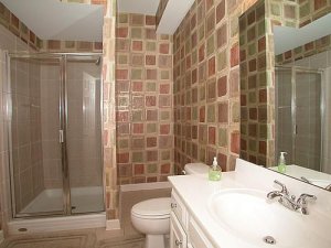 fullbath1.jpg