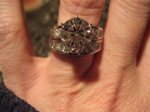 2.75ct channelset.jpg