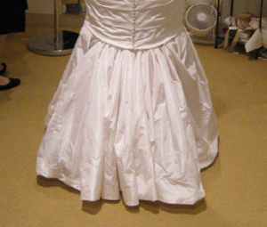 dress_bustled.gif