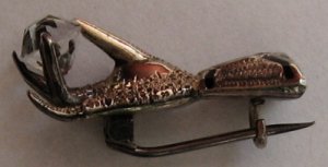 tinypinBside1.JPG