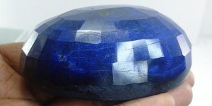 Sapphire1600ct3.jpg