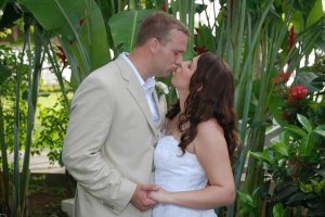 gardenkiss.jpg