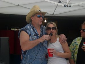 345698773209_0_BG.jpg