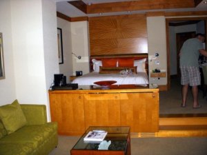 atlantisroom.jpg