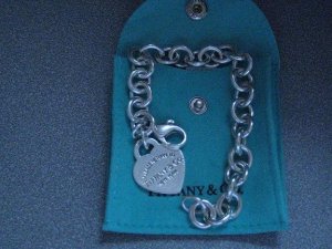 bracelet3867834929547678393.jpg