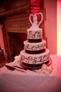 cakepicwithreduplight2.JPG