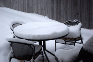 snowpatio2.gif
