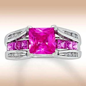 possible pink engagement ring setting.jpg