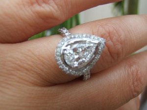 Airline halo engagement ring sale