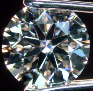 diamondring2resize.jpg diamondring2resize.jpg