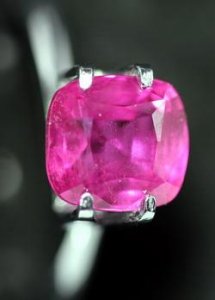 pinksapphire.JPG