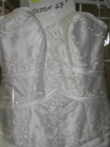 White Dress 001.jpg