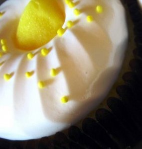 lemon cupcake done.jpg