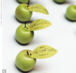 apple place card.jpg