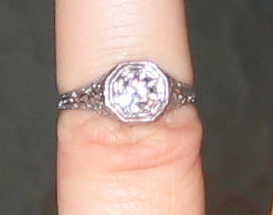 GrandmothersRing02.jpg