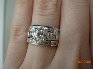 wedding rings on fingers.jpg