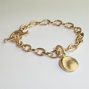 9kGoldtoggleBracelet.jpg