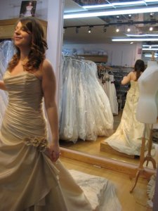 maggiegold990033.jpg