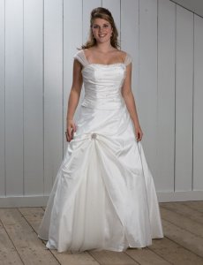 mydresssqueeeee.jpg mydresssqueeeee.jpg