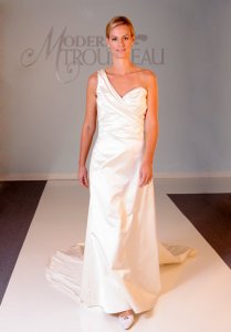 one shoulder gown.jpg