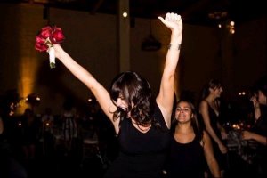 wedding jess bouquet catch.jpg